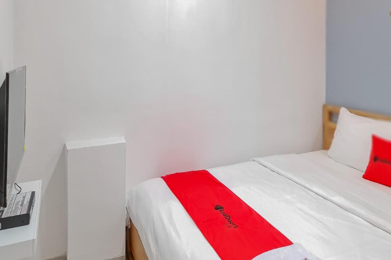 Reddoorz Plus @ Batutulis Bogor Kültér fotó