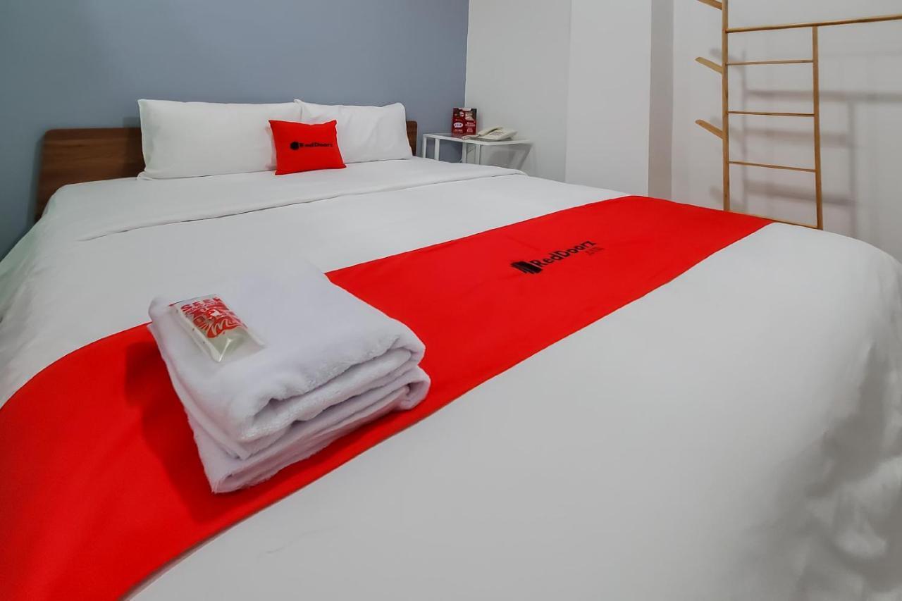 Reddoorz Plus @ Batutulis Bogor Kültér fotó