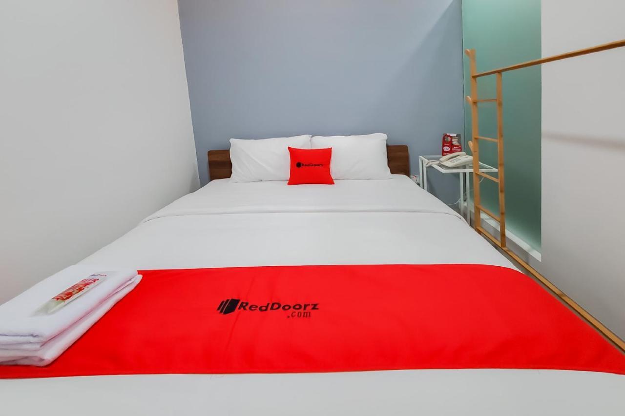 Reddoorz Plus @ Batutulis Bogor Kültér fotó